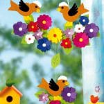 Blumenranke mit Vogel