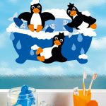Pinguine beim Baden