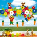Blumenranke mit Hasen